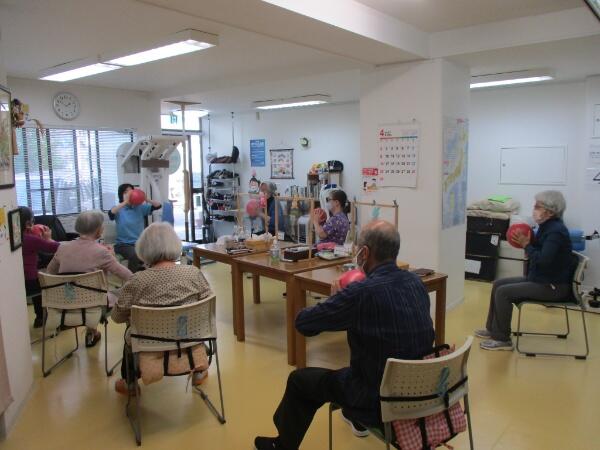 健康ぷらす高円寺（パート）の介護職求人の写真