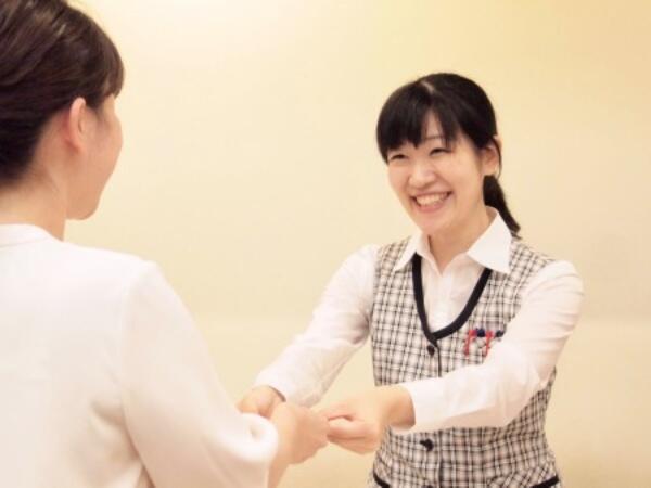 神戸赤十字病院（診療科受付/パート）の医療事務求人の写真