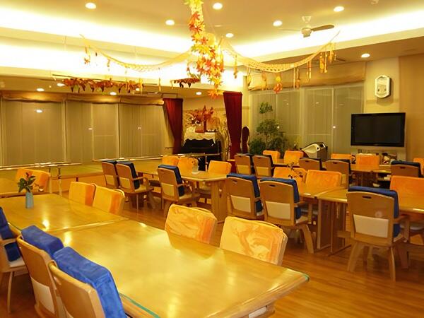 半田デイサービスセンターひばり（常勤）の介護福祉士求人メイン写真2