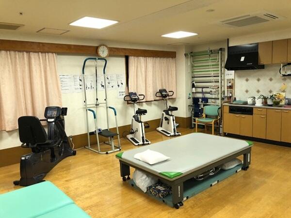 中岡内科 デイケア・そよかぜ（パート）の介護福祉士求人メイン写真4