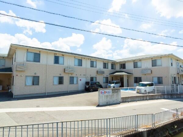 介護サービス付高齢者向け住宅 はなみずき あおい(常勤) の准看護師求人の写真
