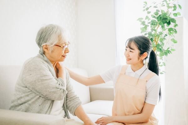 チヨダクリニック（契約職員）の介護職求人の写真