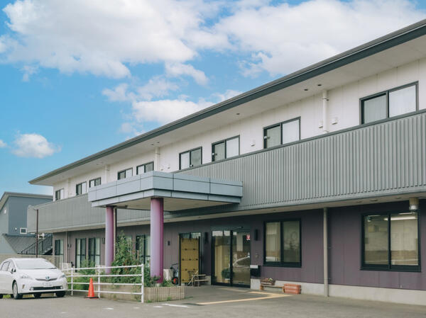 デイサービスセンター万葉（常勤）の准看護師求人の写真