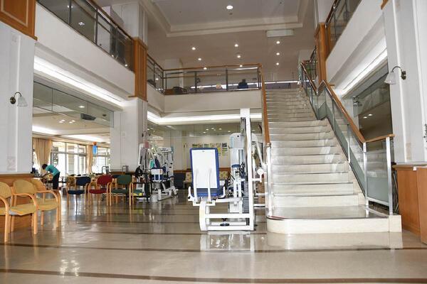 介護老人保健施設フェニックス（支援相談員/常勤）の社会福祉士求人メイン写真2