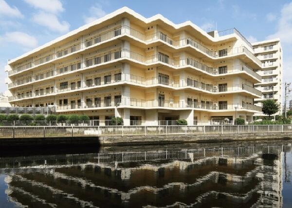 特別養護老人ホーム 故郷の家・東京（パート） の送迎ドライバー求人の写真