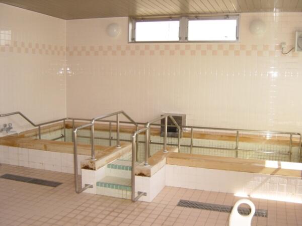 介護老人保健施設 メディケアー君津（常勤）の介護福祉士求人メイン写真5