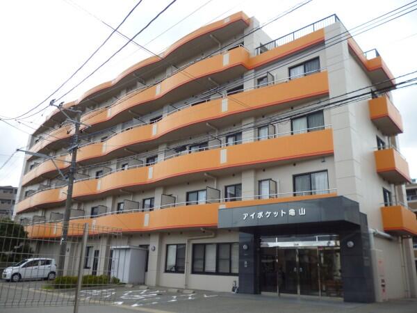 介護付き有料老人ホーム アイポケット亀山（生活相談員/常勤）の介護福祉士求人メイン写真1