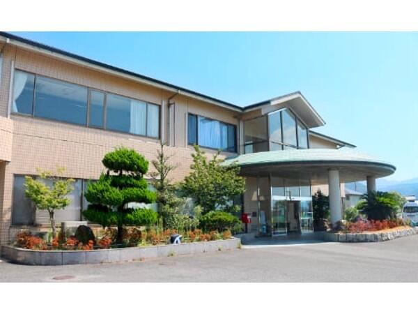 特別養護老人ホーム 鶴寿荘(事務長補佐/常勤)の一般事務求人の写真