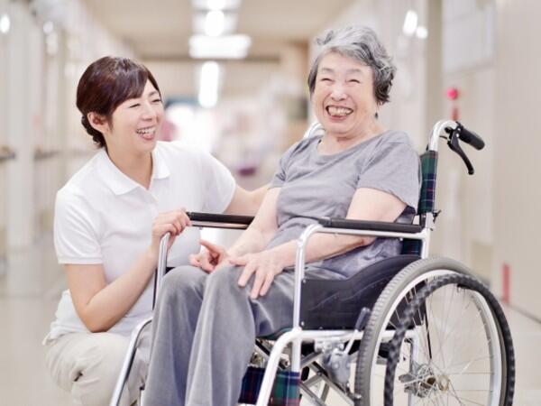 老人保健施設 すみれの里（常勤）の看護師求人メイン写真3