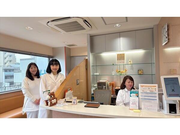 にしかわ皮フ科（パート）の医療事務求人の写真
