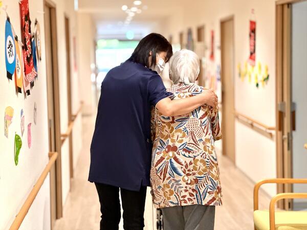 住宅型有料老人ホーム フォンテーヌ座間入谷東(夜勤専従/パート)の介護福祉士求人の写真