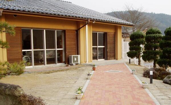 デイホーム神庭荘(準職員/常勤)の准看護師求人の写真