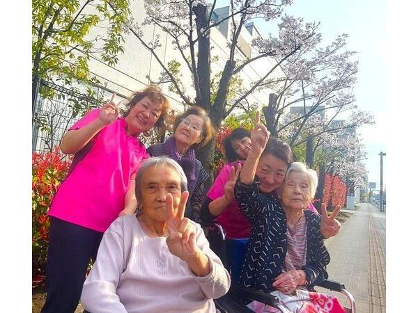 行徳翔裕園（常勤）の看護師求人の写真
