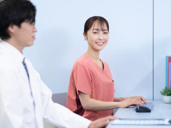 日本データー 兵庫県立はりま姫路総合医療センター（医師事務作業補助/常勤）の一般事務求人の写真