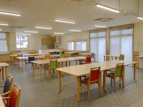 サービス付き高齢者向け住宅 あさかハイツ（パート）の介護職求人メイン写真3