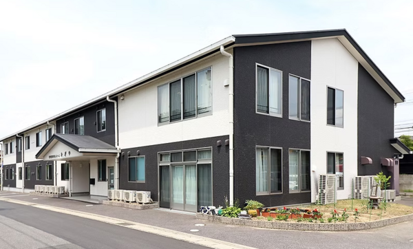住宅型有料老人ホームかぎや（常勤）の介護職求人の写真