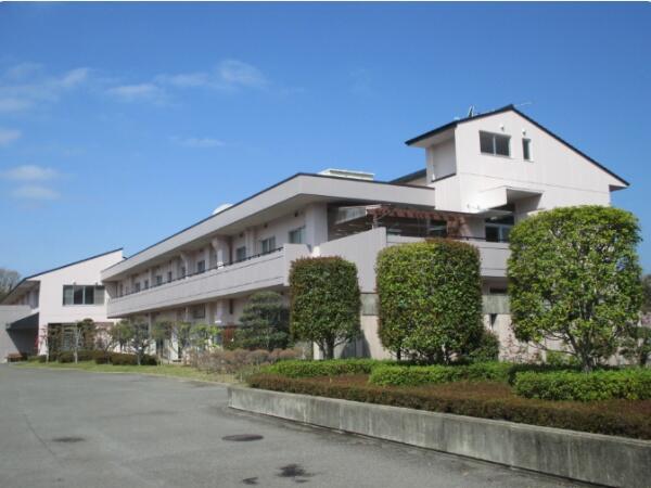 養護老人ホーム芳越荘（生活相談員/常勤）の社会福祉主事任用求人の写真
