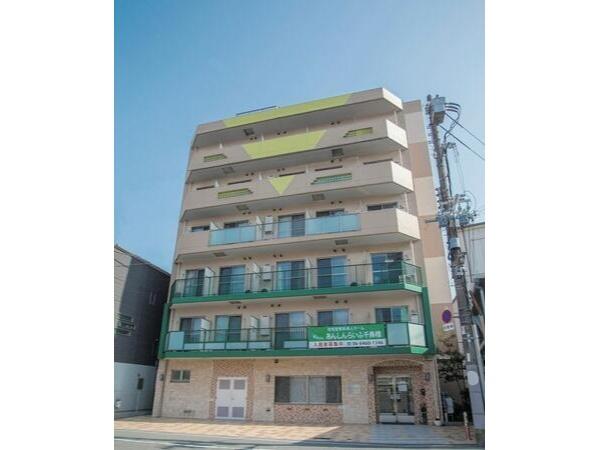 住宅型有料老人ホーム あんしんらいふ千鳥橋弐番館（夜勤専従/常勤）の介護職求人の写真