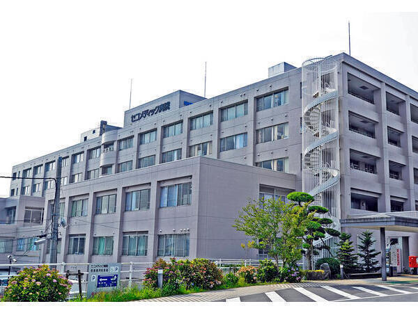 セコメディック病院の理学療法士求人の写真