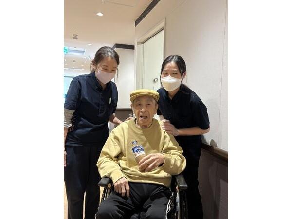 和幸PREMIUM 宝塚（常勤）の介護福祉士求人の写真