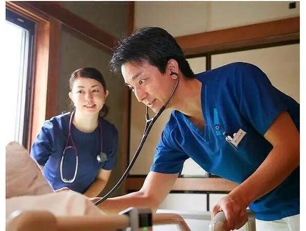 たかねファミリークリニック(外来・常勤)の看護師求人の写真