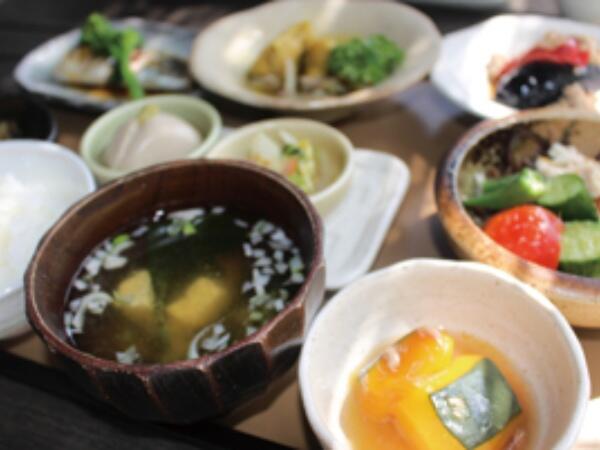 デイサービスあずさ坂祝（パート）の調理師/調理員求人の写真