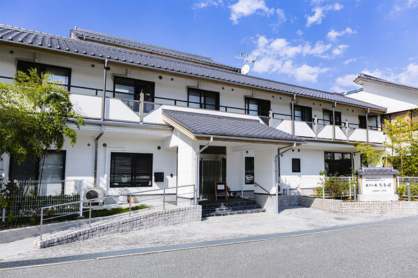 地域密着型特別養護老人ホーム　あそか苑ももは（パート）の介護職求人の写真