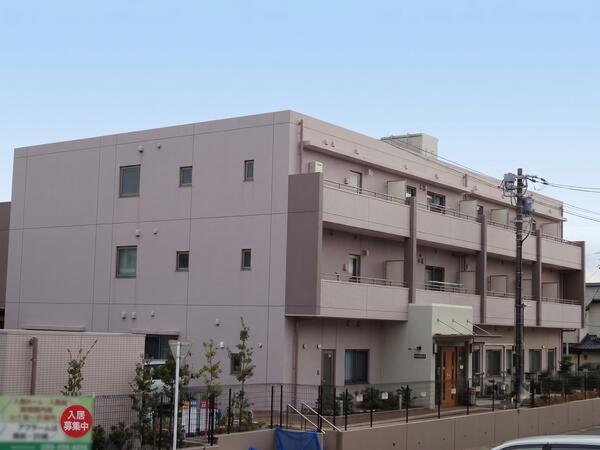 デイホーム梅里(夜勤専従/パート)の介護職求人の写真