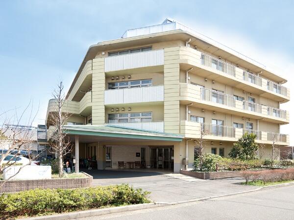 介護付有料老人ホーム チャーム大森（常勤）の准看護師求人の写真