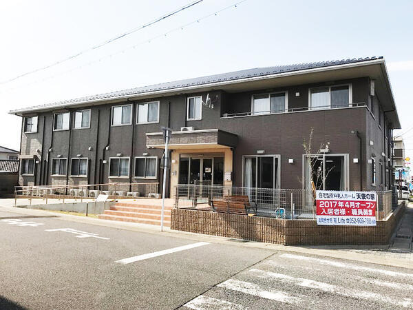 住宅型有料老人ホーム 天使の家（施設長候補/常勤）の介護福祉士求人の写真