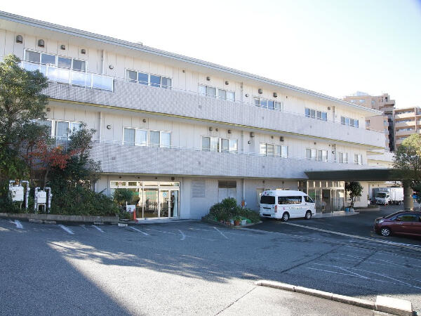 老人保健施設舞子台（パート）の介護福祉士求人の写真