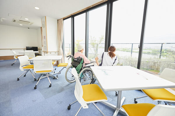 タムスさくら病院江戸川 認知症疾患医療センター（正社員）の保健師求人メイン写真3