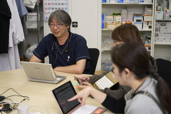 なるみ在宅診察クリニック（診療アシスタント / 常勤）の看護助手求人の写真