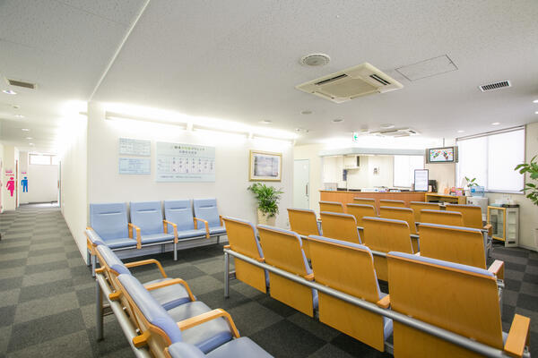 岡本甲状腺クリニック（パート）の臨床検査技師求人の写真