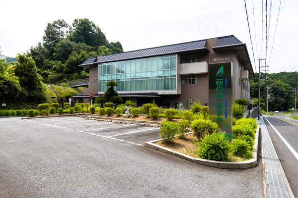 介護老人保健施設 萩の里あすか(夜勤専属/非常勤パート)の准看護師求人の写真