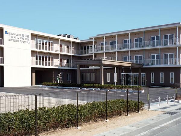 介護老人保健施設第二嘉祥苑「アコラス」（デイ/常勤）の介護職求人の写真