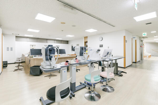 オリンピア眼科病院（常勤）の視能訓練士求人メイン写真2