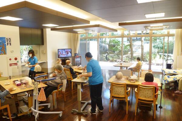 特別養護老人ホーム松が丘すみれ園(生活相談員/常勤)の社会福祉士求人の写真