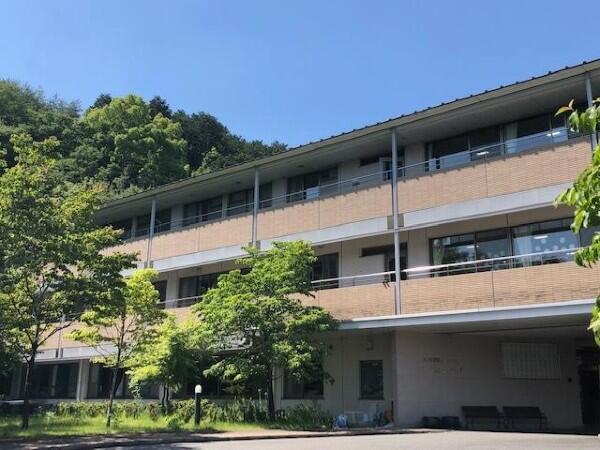 特別養護老人ホーム ユーカリの里(早・日・遅/常勤/契約社員)の介護職求人の写真
