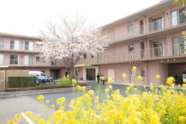 介護付有料老人ホームエクセルシオール西国分寺（夜勤専従/パート）の介護職求人の写真