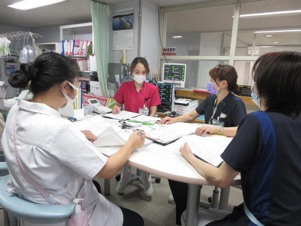 足利中央病院（病棟/日勤常勤）の看護師求人メイン写真4