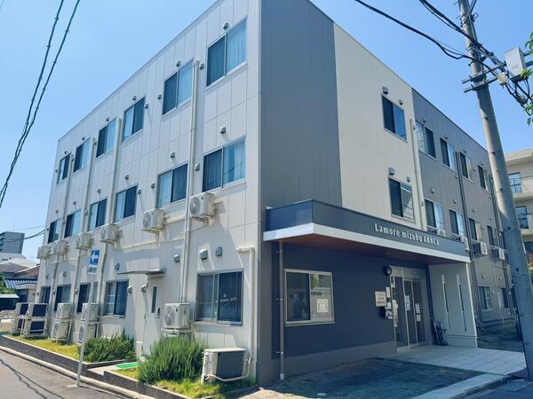 住宅型有料老人ホーム　らもーれ栄生（夜勤専従/正社員）の介護福祉士求人の写真