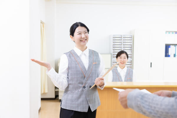 NTT東日本関東病院（外来受付/正社員）の医療事務求人の写真