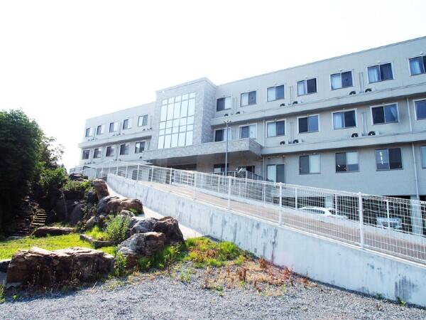 住宅型有料老人ホーム なでしこ八幡一番館(夜勤パート)の准看護師求人の写真