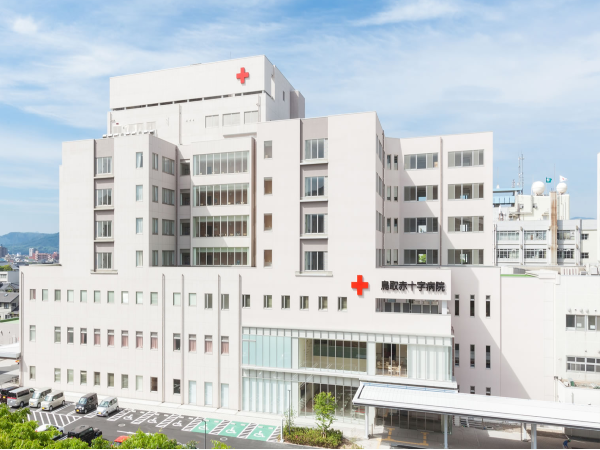 鳥取赤十字病院（契約職員/常勤）の調理師/調理員求人の写真