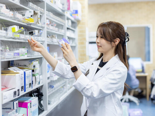 ソレイユファーマシー豊中薬局(常勤)の薬剤師求人の写真