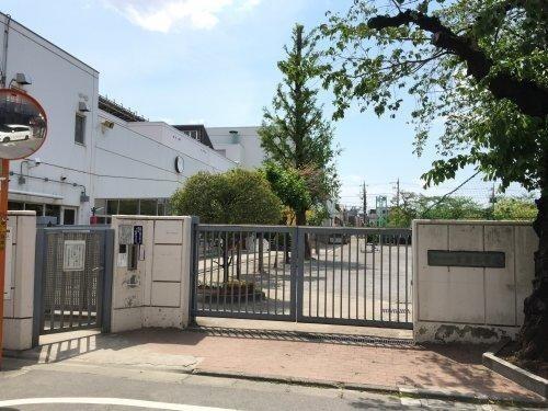 宮前小学校学童保育クラブ（児童指導員/正社員）の保育士求人の写真
