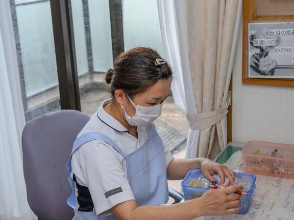 介護老人保健施設長柄ケアセンター（常勤）の看護師求人サブ写真2