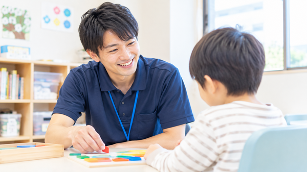 放課後等デイサービスなかよし（児童指導員/常勤/契約社員）の理学療法士求人の写真