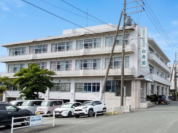医療法人社団杠葉会 介護老人保健施設 白寿園（常勤）の看護師求人の写真